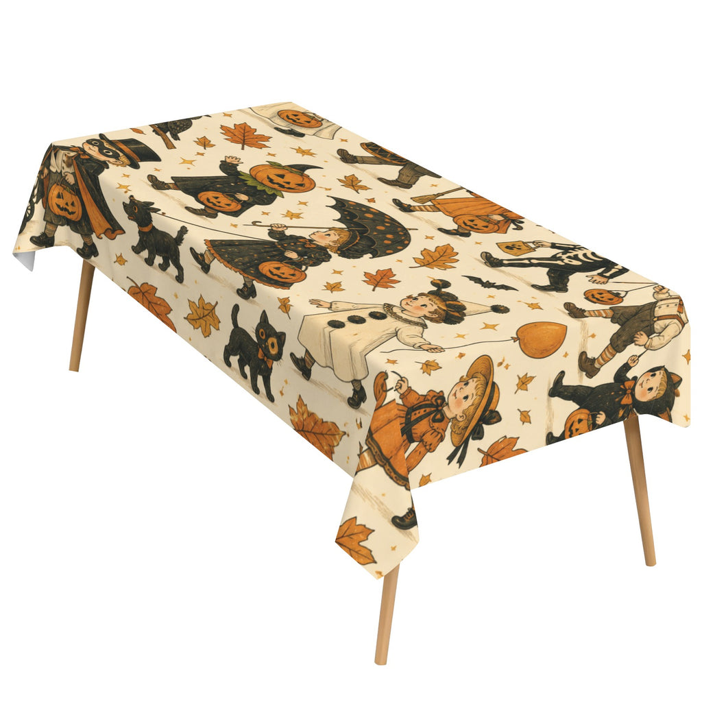 Halloween Parade 178cm x 140cm Rectangular Tablecloth 70x55inch (QUE)