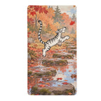 Tigger Autumn Leaves Fitted Sheet 39x75x13inch (QUE)