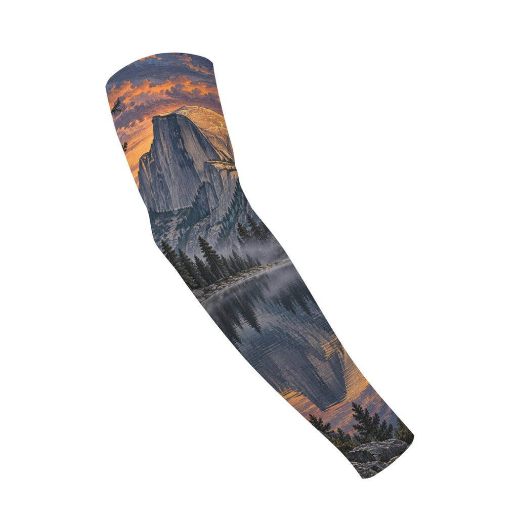 Half Dome Above the Alpine Reflection Arm Sleeves 38cm (1-Pack) (QUE)