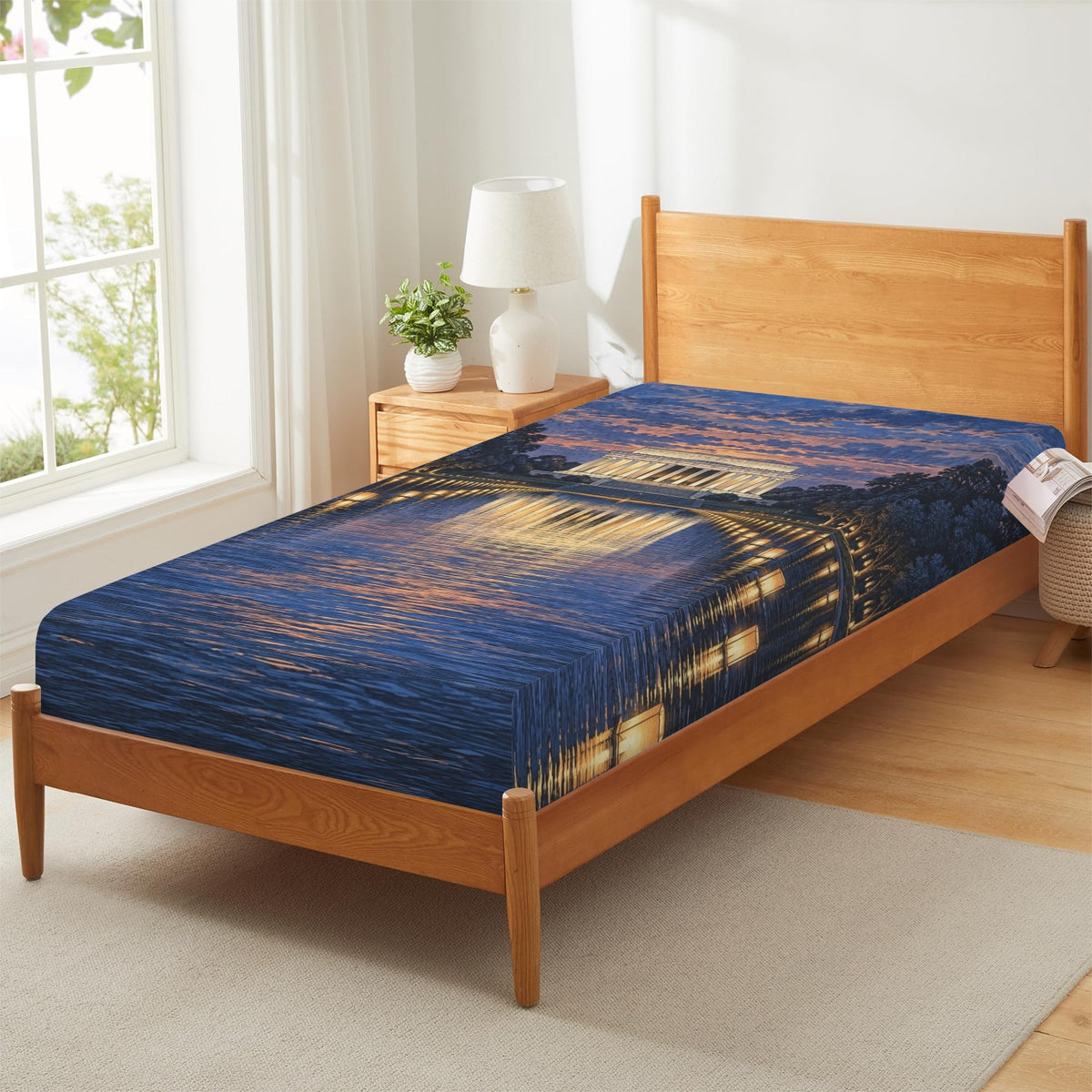 Lincoln Lantern Reflections Fitted Sheet 39x75x13inch (QUE)