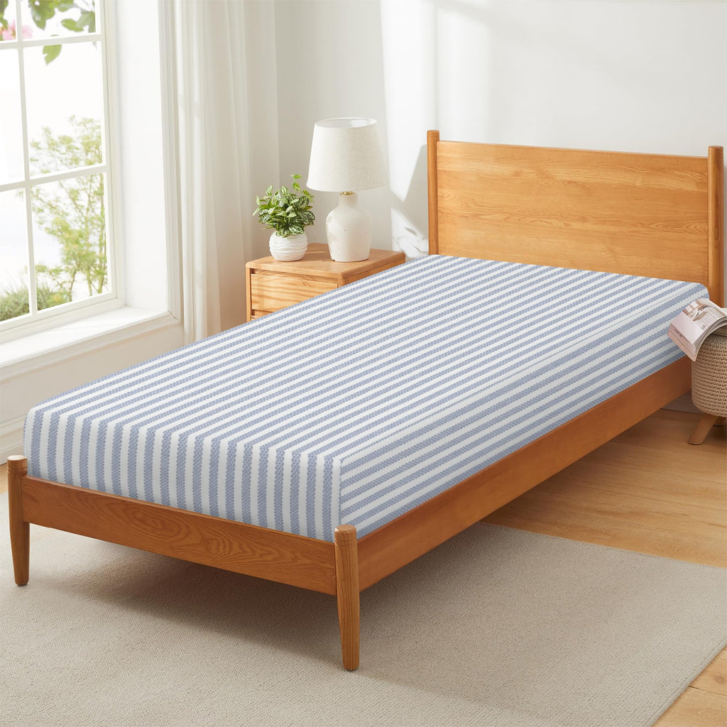 Dorm Drop Retro Grid Fitted Sheet 39x75x13inch (QUE)